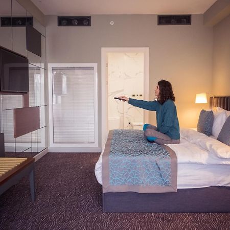 Capella Otel إسكيشير المظهر الخارجي الصورة