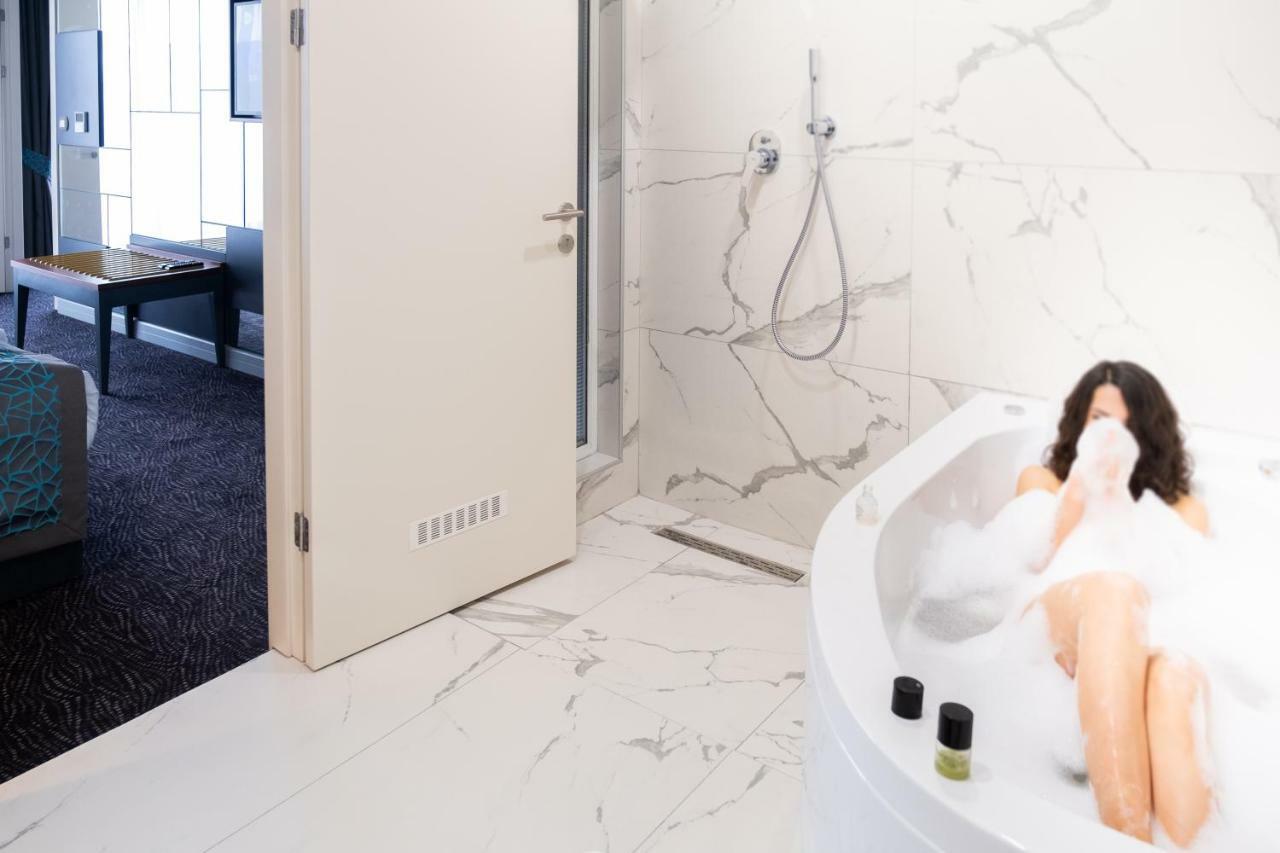 Capella Otel إسكيشير المظهر الخارجي الصورة